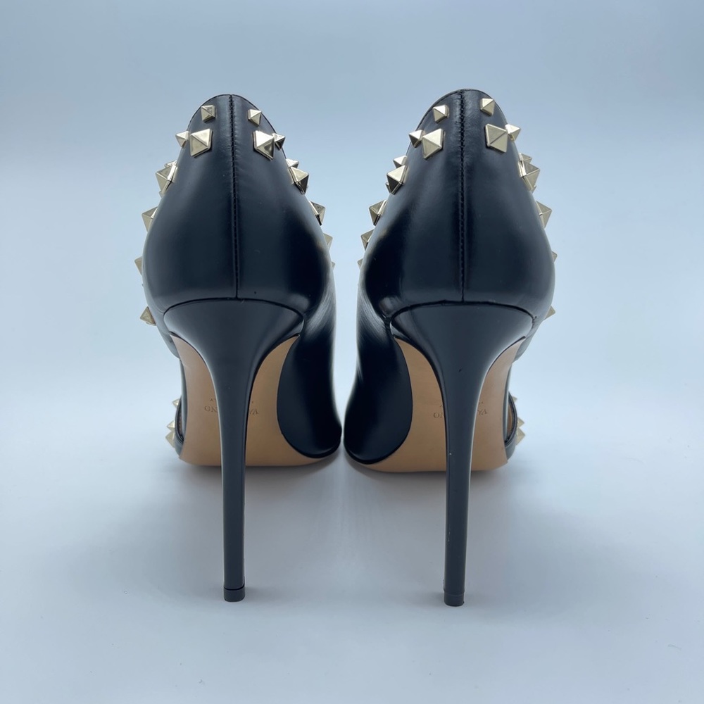 Valentino Black Round Toe Pumps - Picture 2 of 5